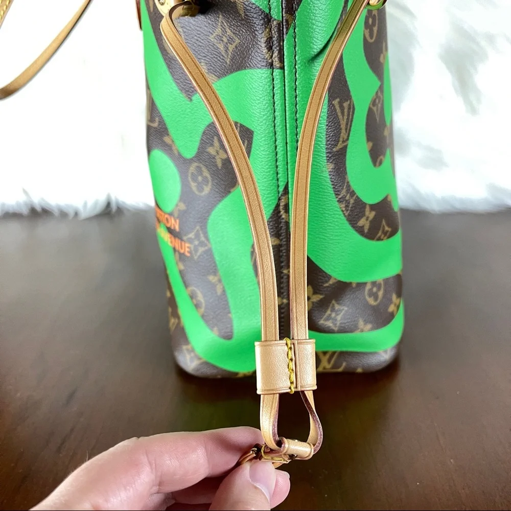 Louis Vuitton Hawaii Neverfull MM Tote w Pouch - Picture 7 of 16